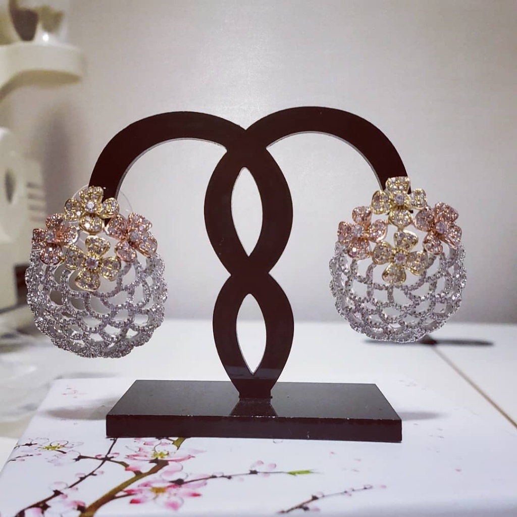 Stud Earing